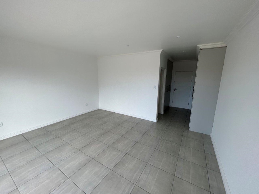 5 Bedroom Property for Sale in Wavecrest Eastern Cape